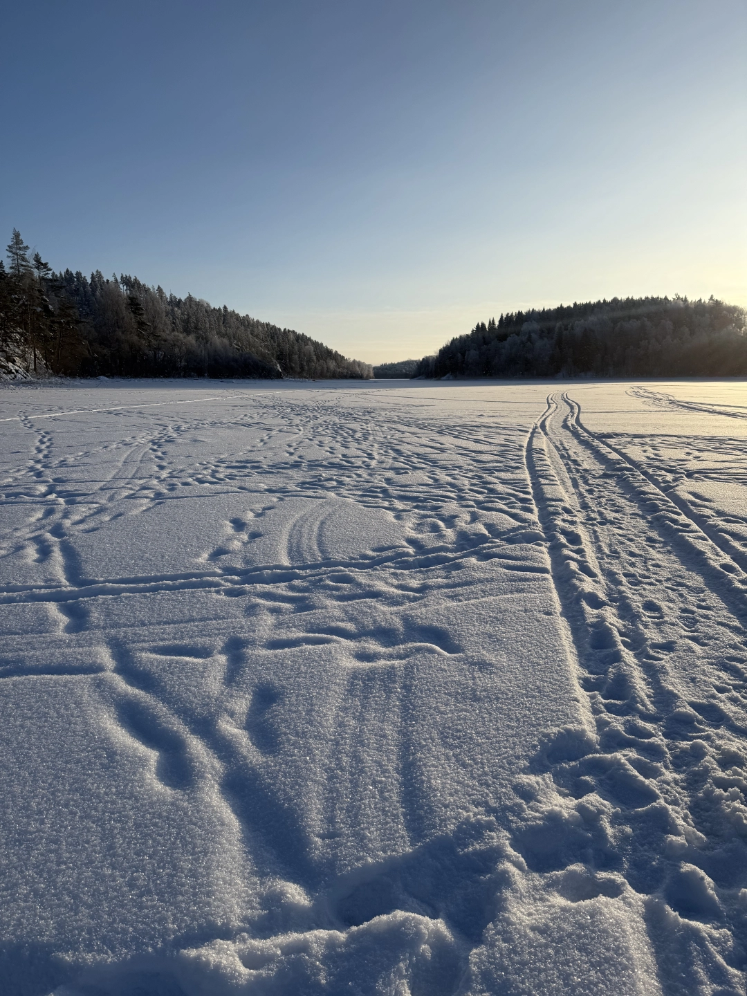 Фото Свой больший пирс с очаровательным видом на скалы