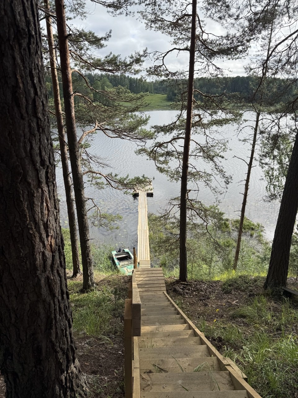 Фото Свой больший пирс с очаровательным видом на скалы